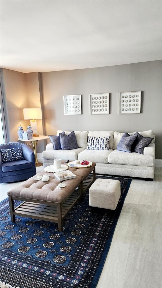 ARLEN BEACH CONDO · #905 in Miami Beach - Photo 3