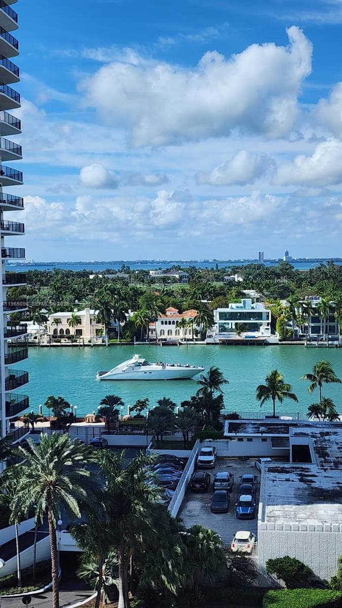 ARLEN BEACH CONDO · #905 in Miami Beach - Photo 9