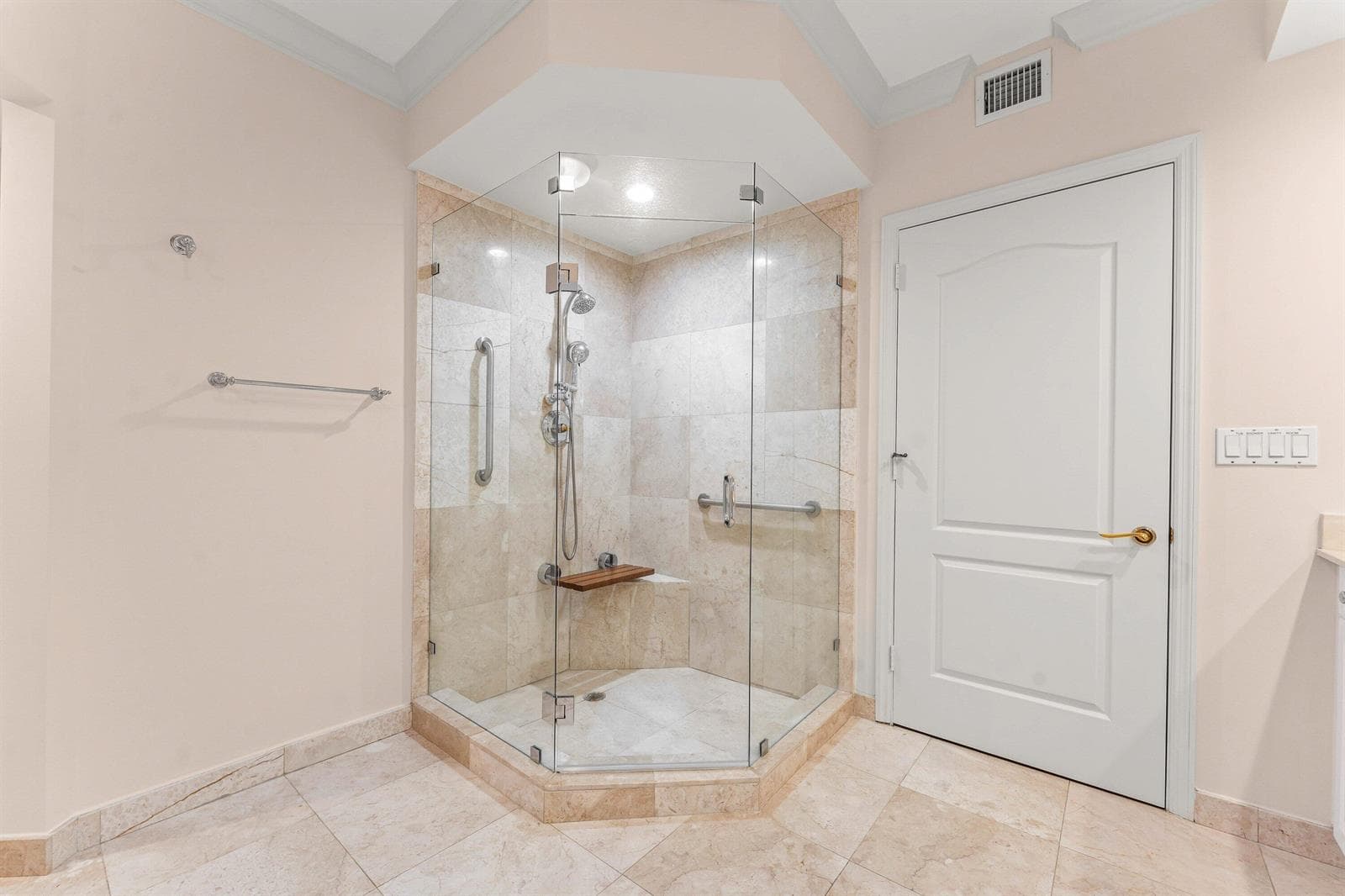550 SE Mizner Blvd, B501, Boca Raton FL