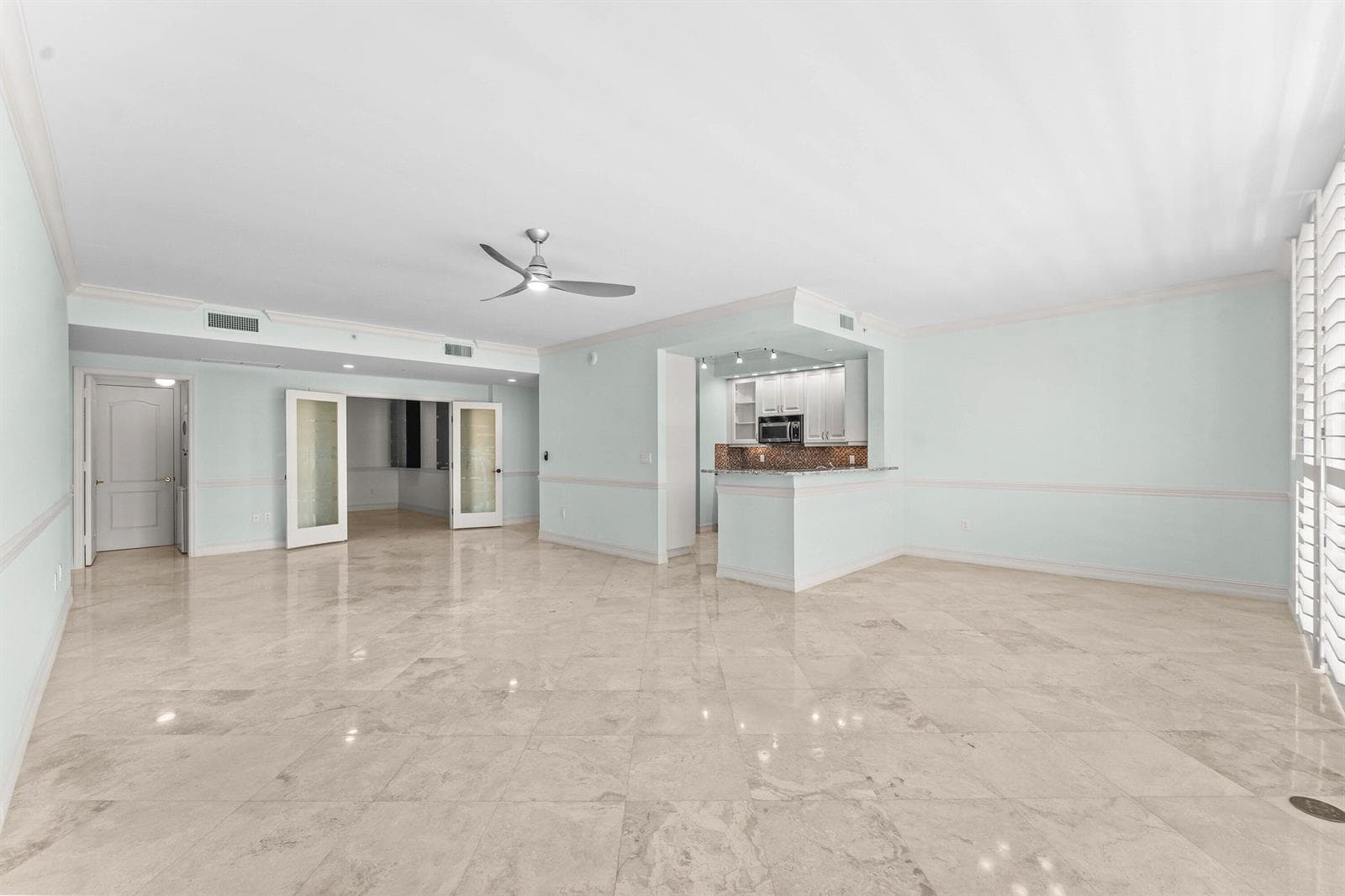 550 SE Mizner Blvd, B501, Boca Raton FL