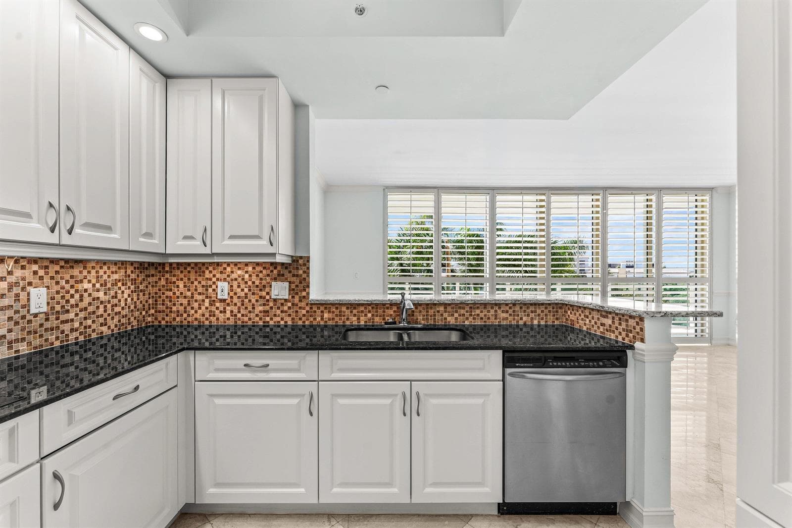 550 SE Mizner Blvd, B501, Boca Raton FL