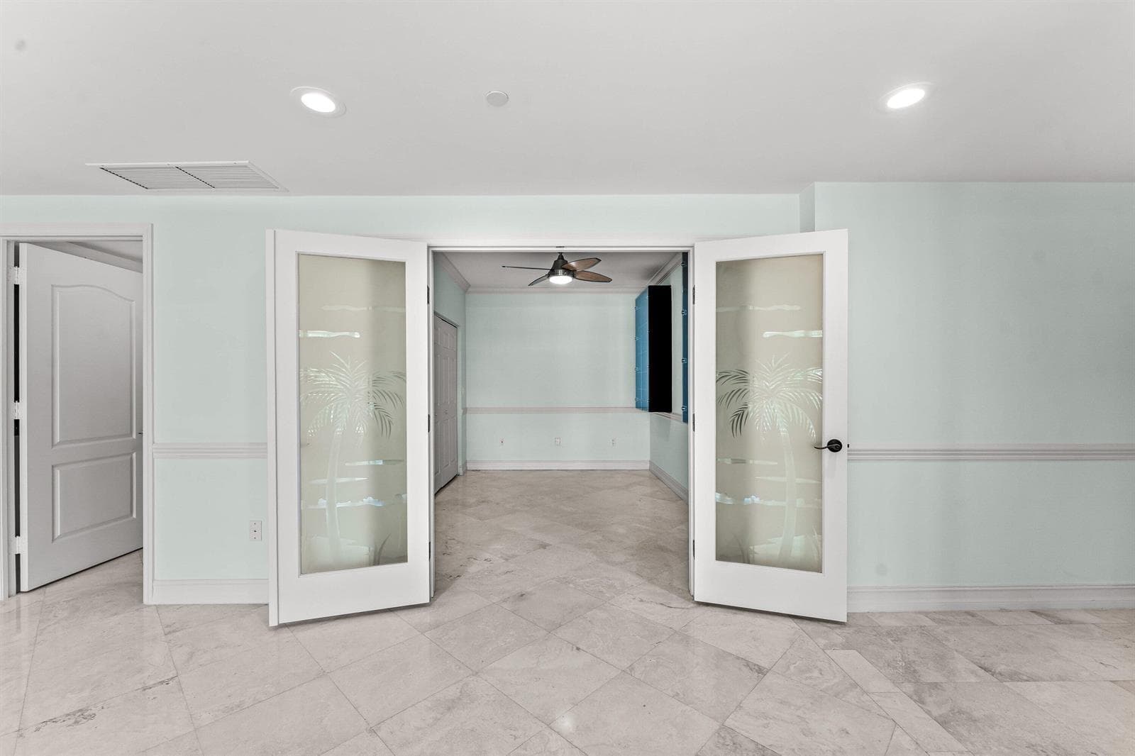 550 SE Mizner Blvd, B501, Boca Raton FL