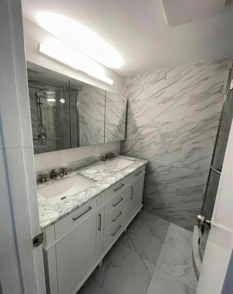 THIRD HORIZONS CONDO · #145 in Miami - Photo 8