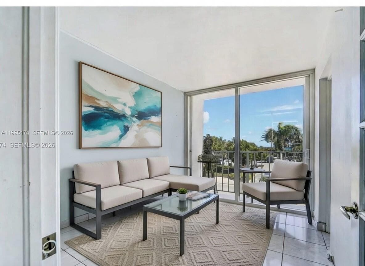 Ocean Park Condo · #202 in Miami Beach - Photo 9