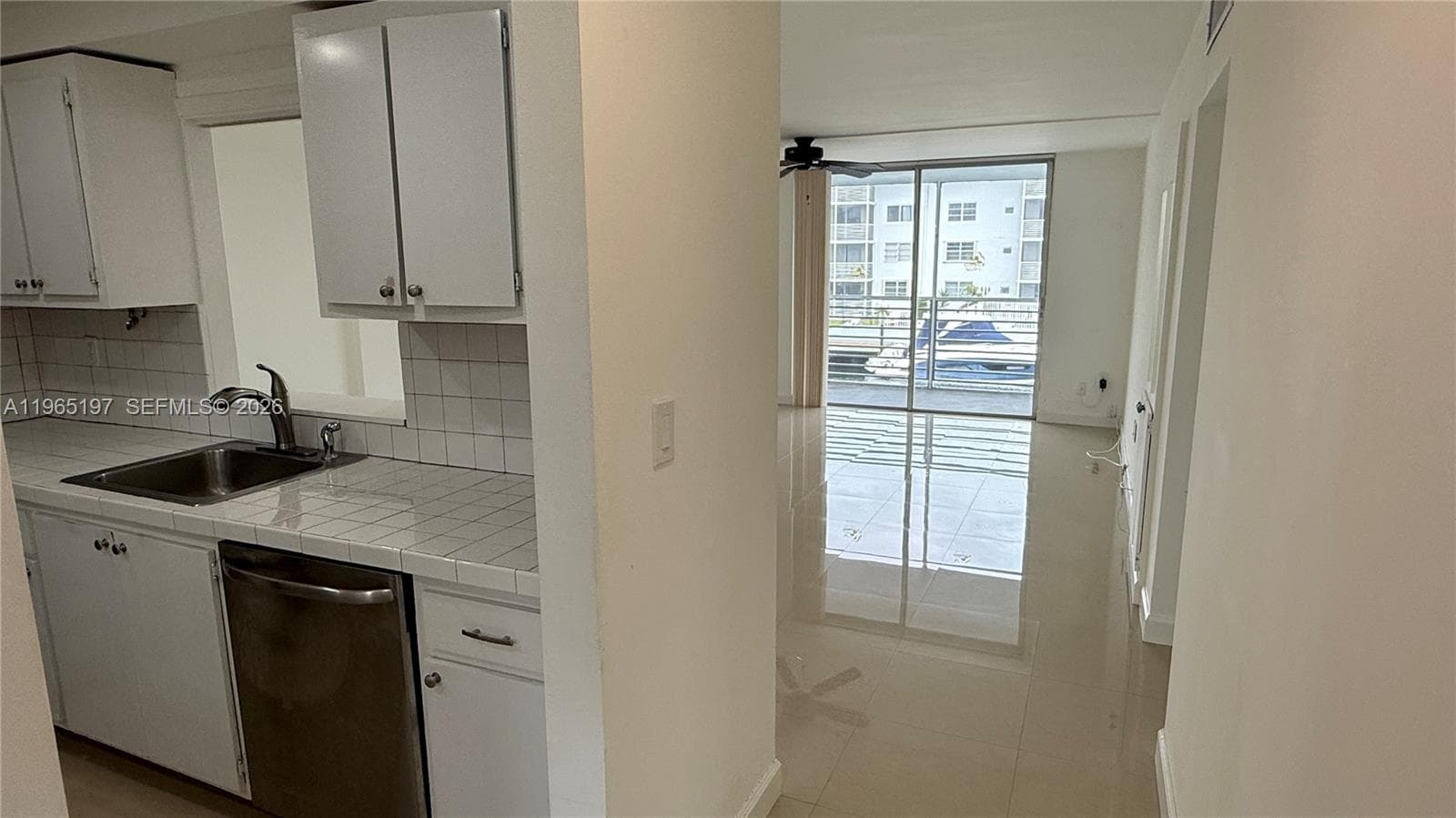 Eden Isles Condo Part 3 · #201 in North Miami Beach - Photo 6