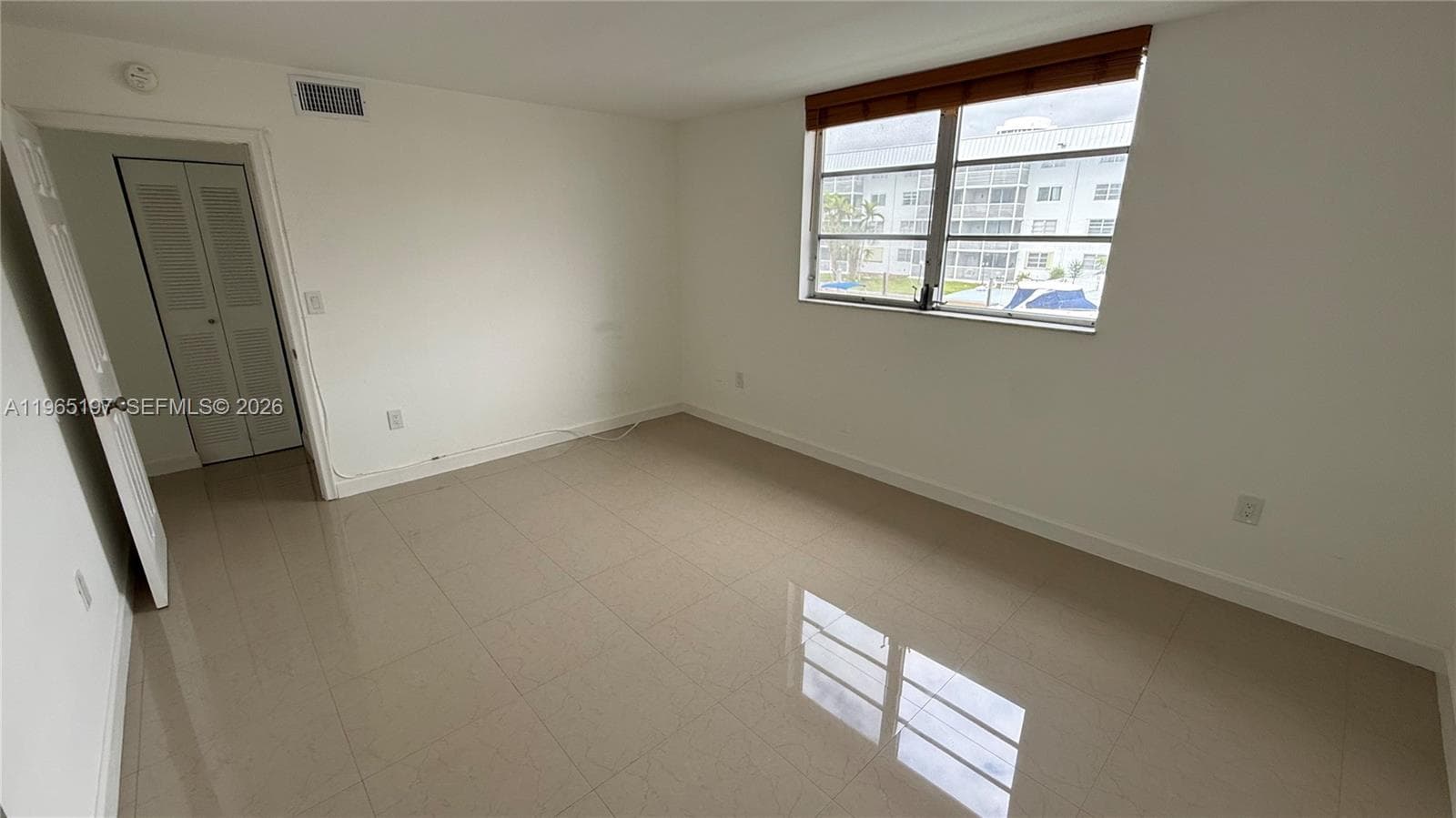 Eden Isles Condo Part 3 · #201 in North Miami Beach - Photo 36