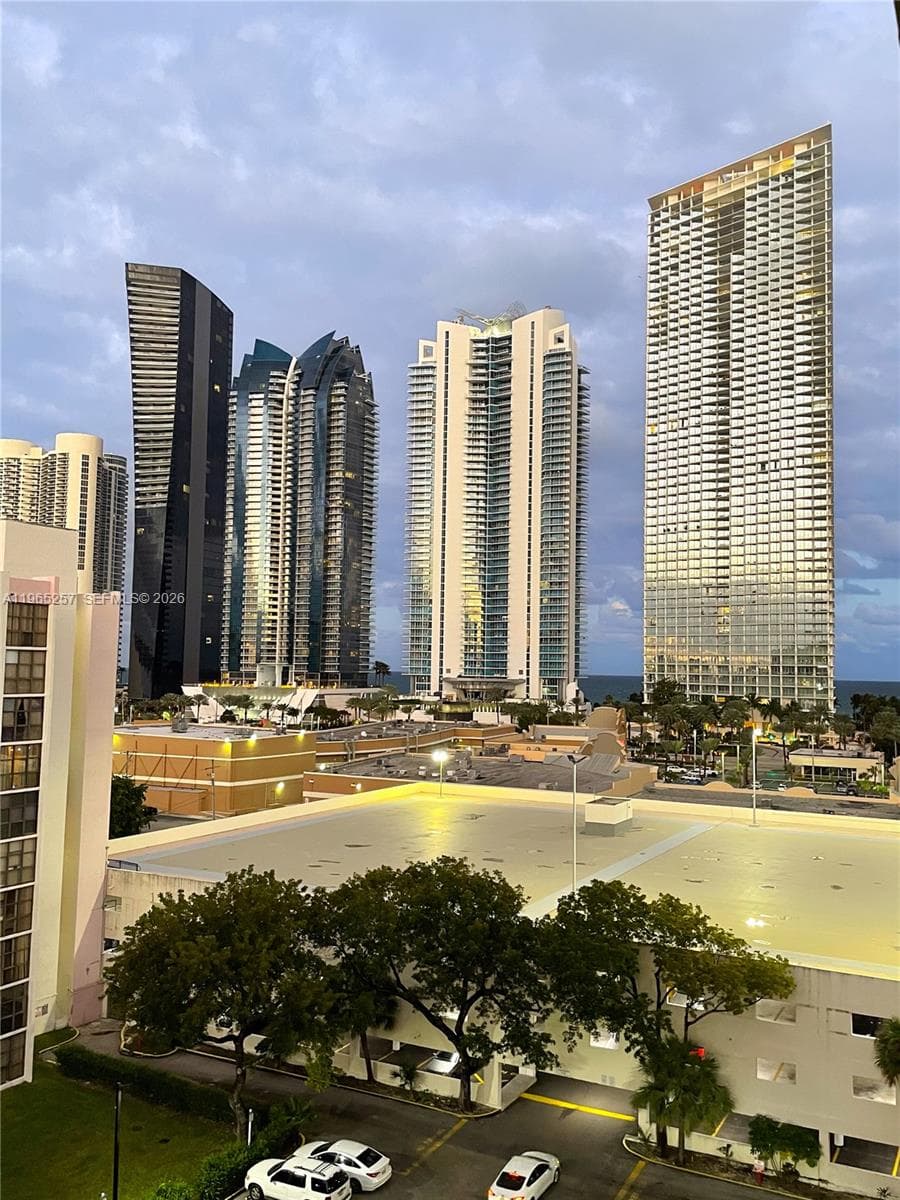 PLAZA OF AMERICAS CONDO P · #906 in Sunny Isles Beach - Photo 56