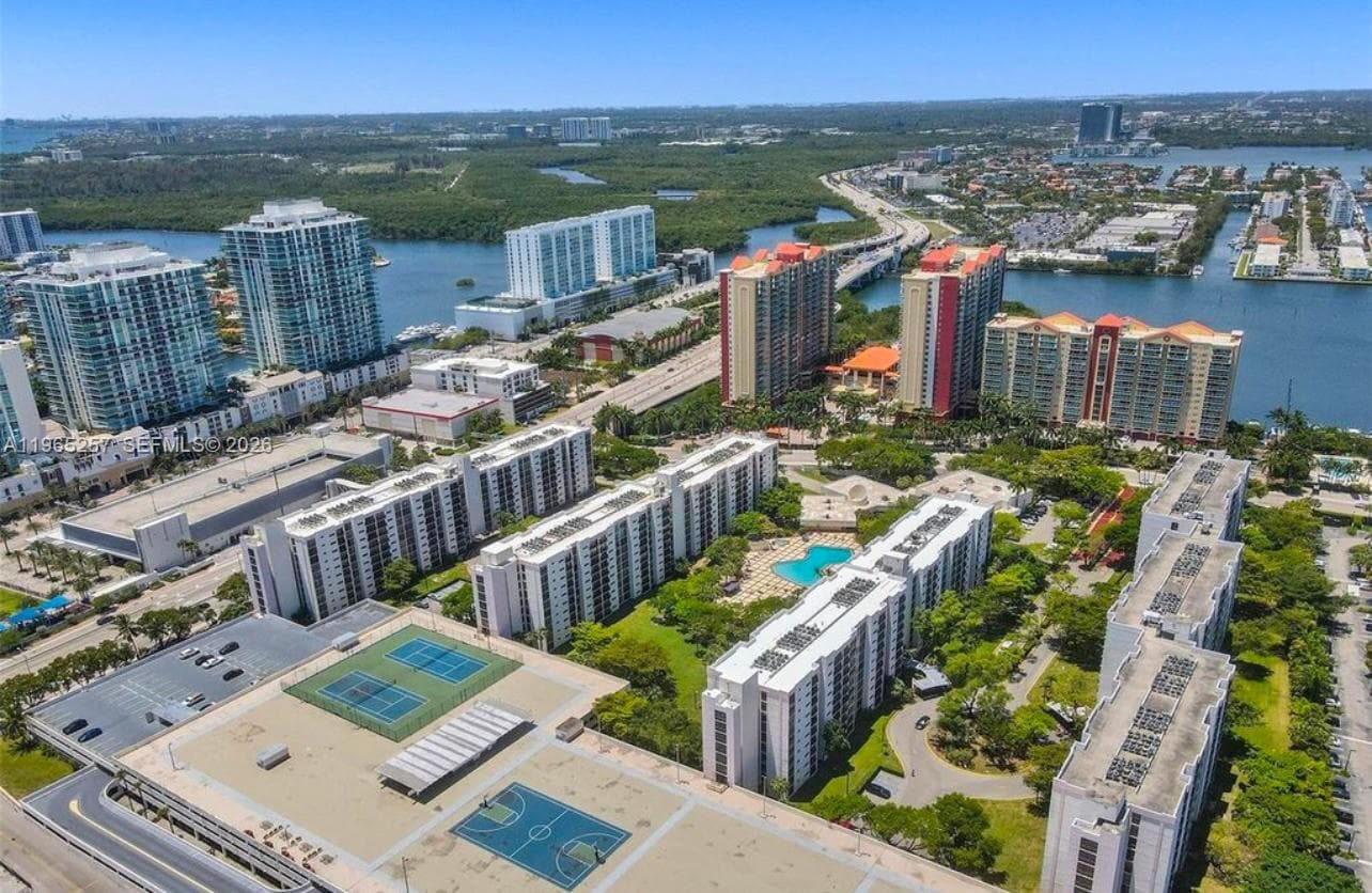 PLAZA OF AMERICAS CONDO P · #906 in Sunny Isles Beach - Photo 53