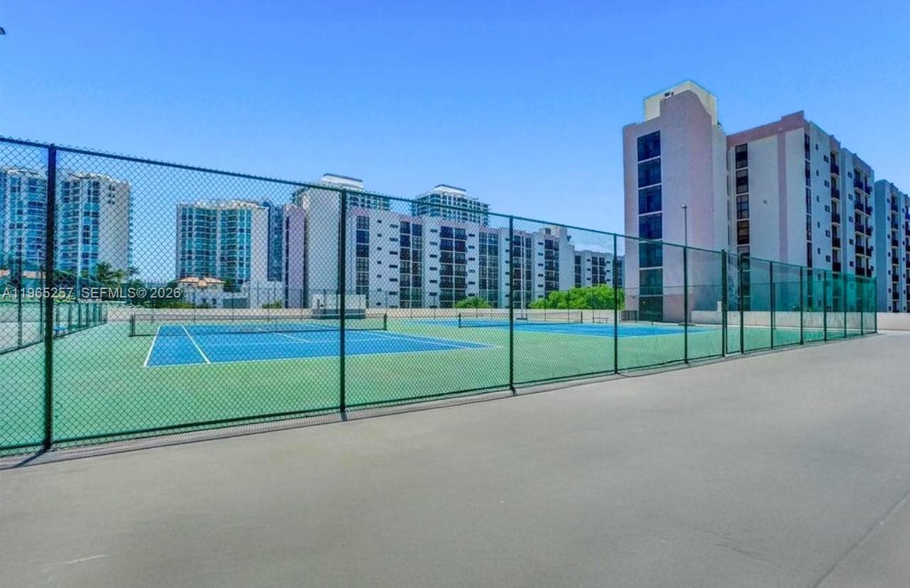 PLAZA OF AMERICAS CONDO P · #906 in Sunny Isles Beach - Photo 22