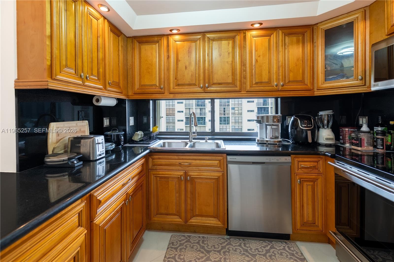 PLAZA OF AMERICAS CONDO P · #906 in Sunny Isles Beach - Photo 3