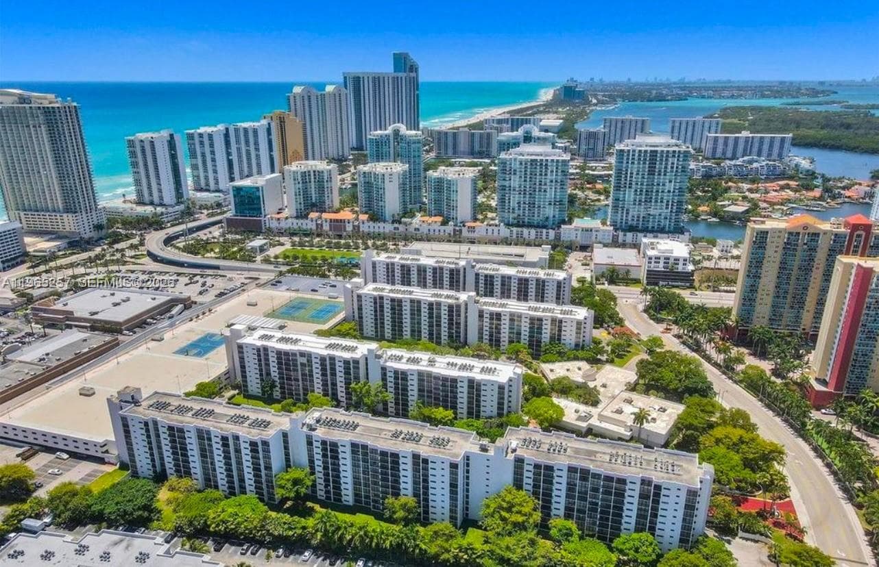 PLAZA OF AMERICAS CONDO P · #906 in Sunny Isles Beach - Photo 1