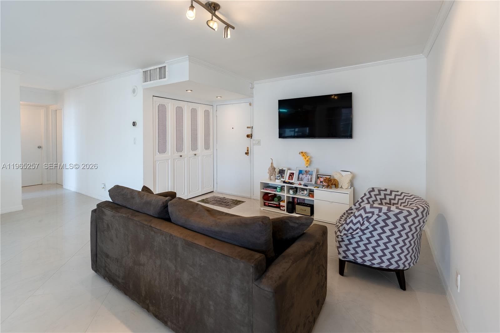 PLAZA OF AMERICAS CONDO P · #906 in Sunny Isles Beach - Photo 44