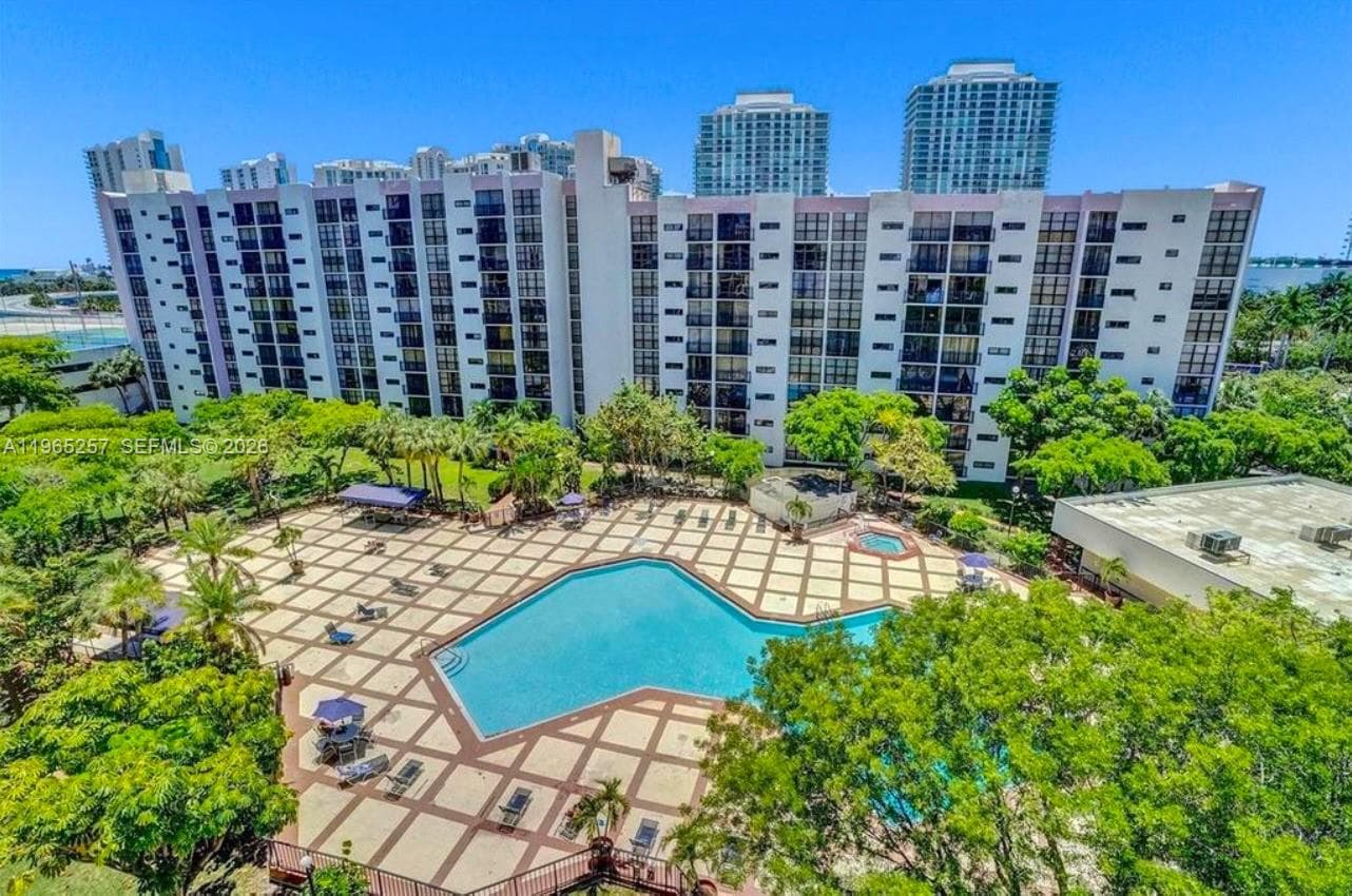 PLAZA OF AMERICAS CONDO P · #906 in Sunny Isles Beach - Photo 40