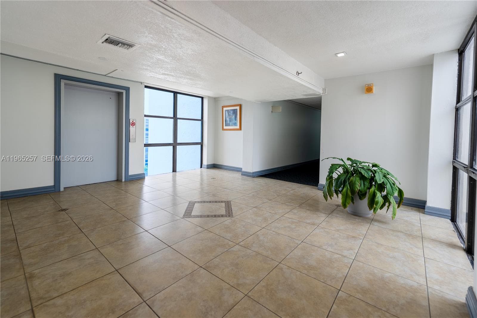 PLAZA OF AMERICAS CONDO P · #906 in Sunny Isles Beach - Photo 31