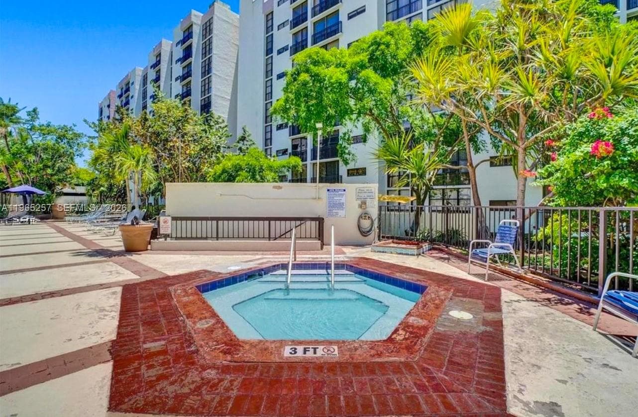 PLAZA OF AMERICAS CONDO P · #906 in Sunny Isles Beach - Photo 21