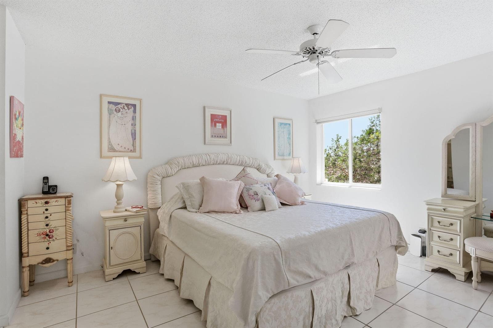 Large Primary Bedroom
