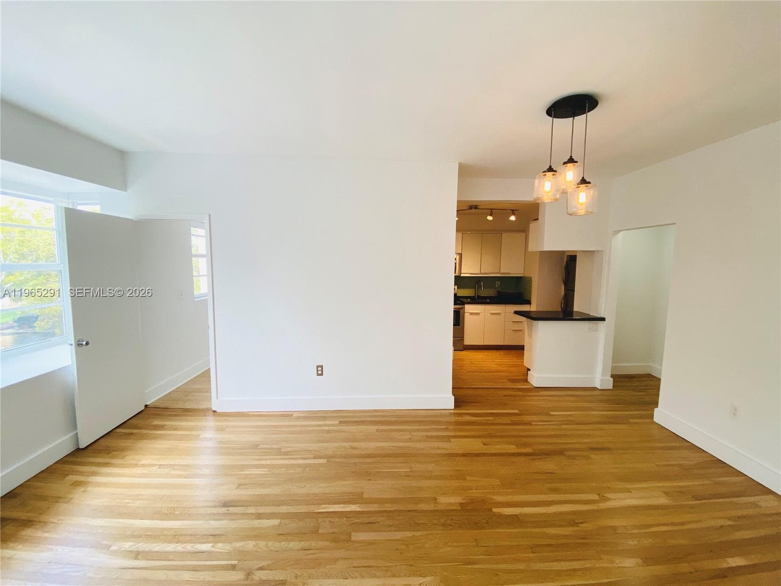 BAY DRIVE CONDO · #11 in Miami Beach - Photo 4