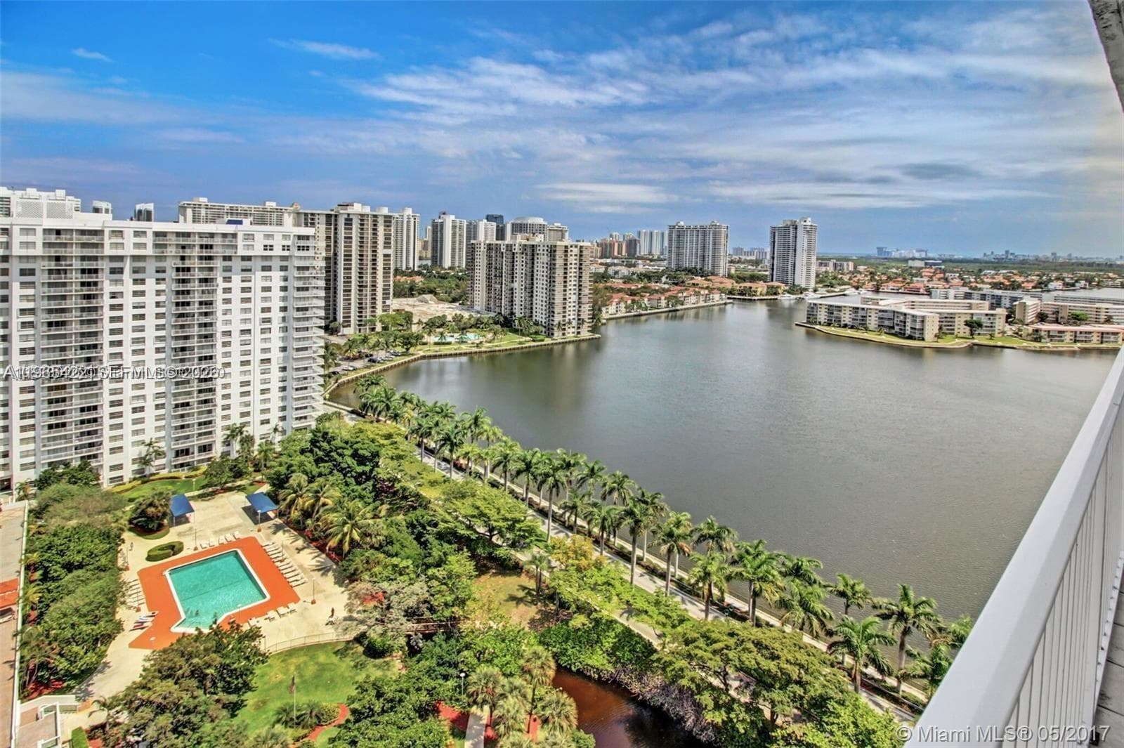 ADMIRALS PORT CONDO WEST · #2208W in Aventura - Photo 2