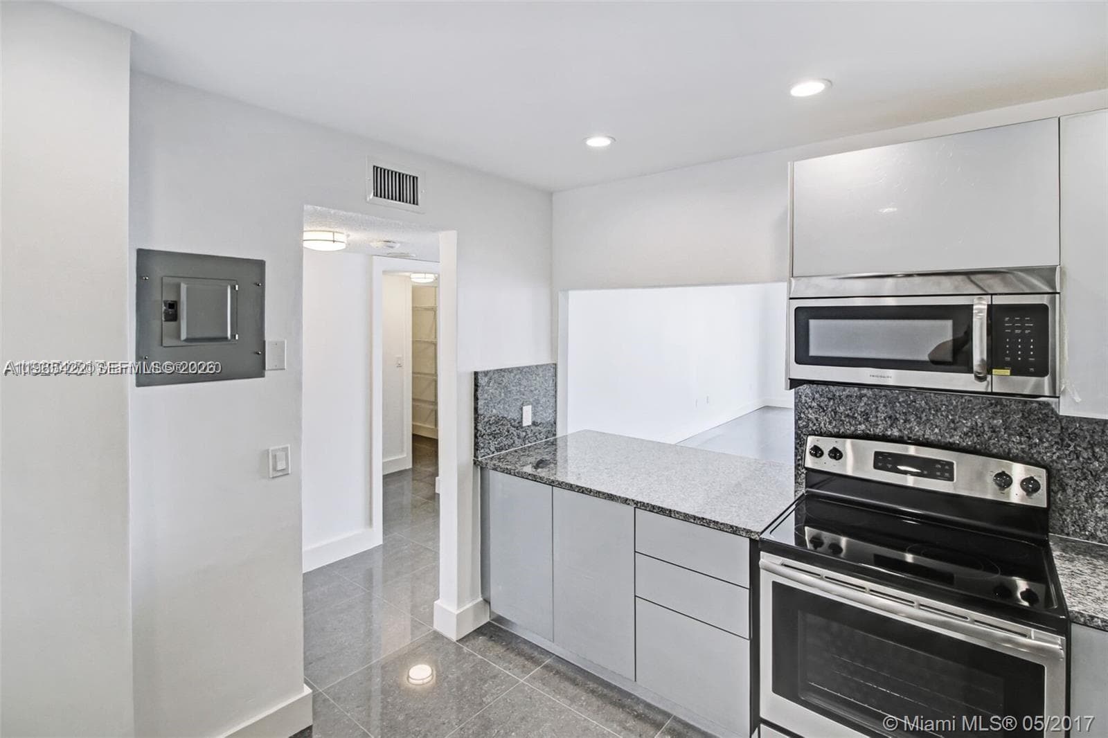 ADMIRALS PORT CONDO WEST · #2208W in Aventura - Photo 5