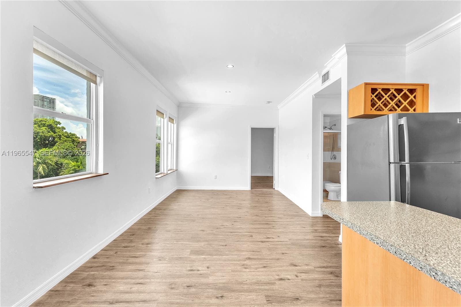 THE SHERIDAN CONDO · #305 in Miami Beach - Photo 9