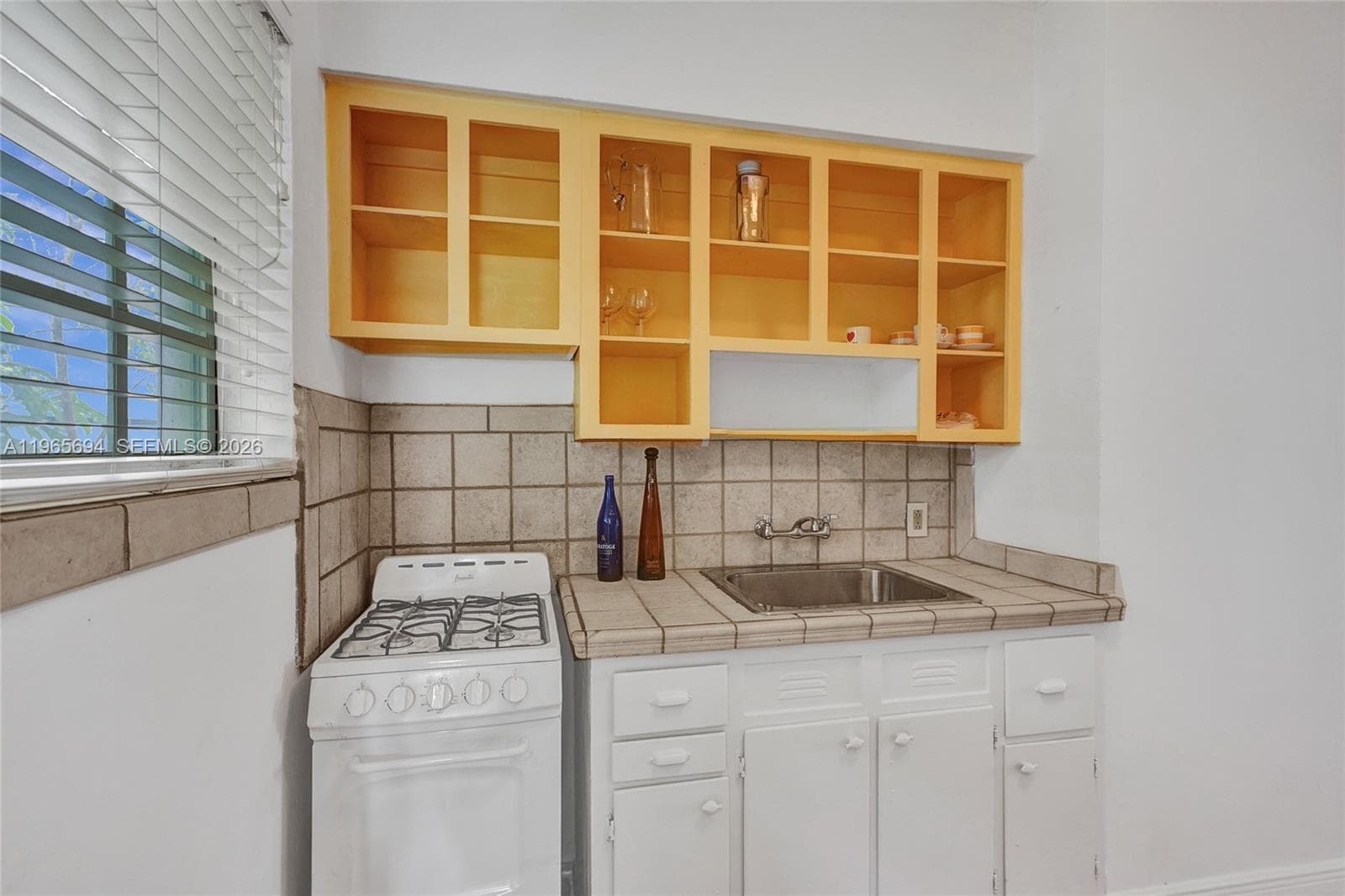 Espanola Way Villas · #204 in Miami Beach - Photo 32
