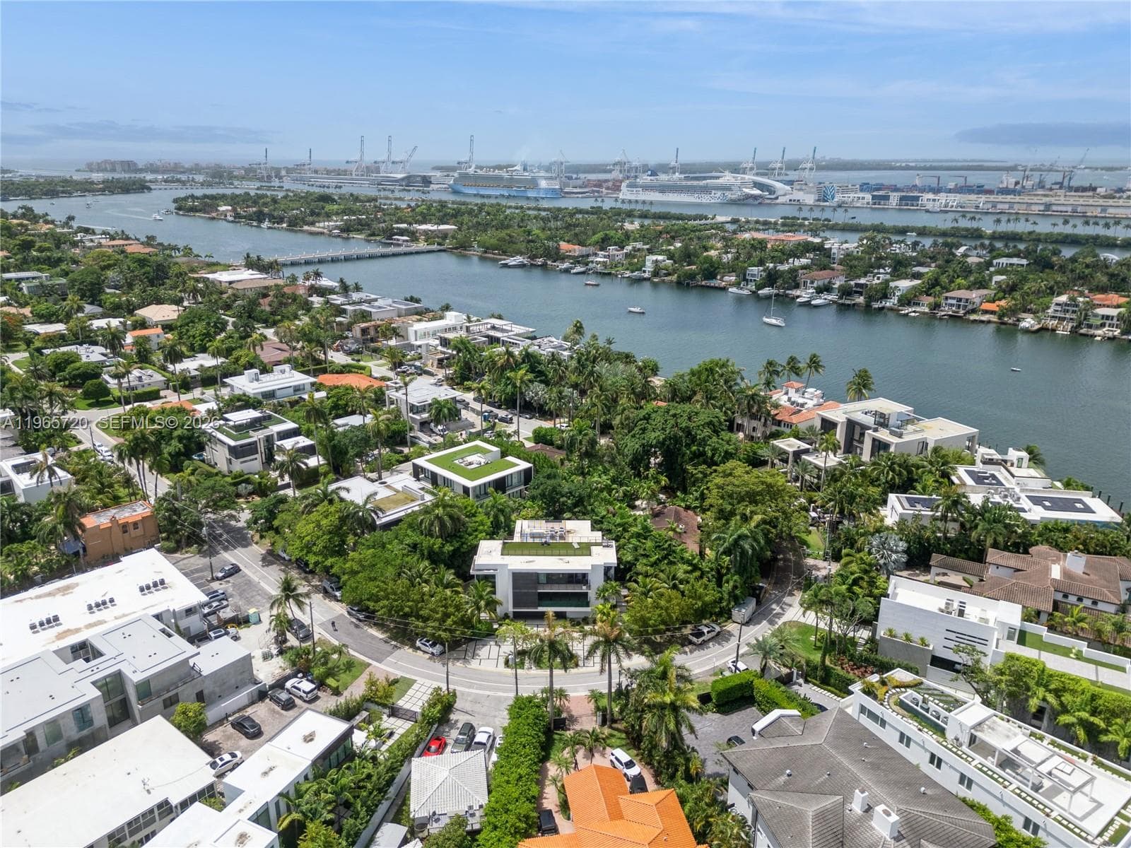 420 N Hibiscus Dr photo 28