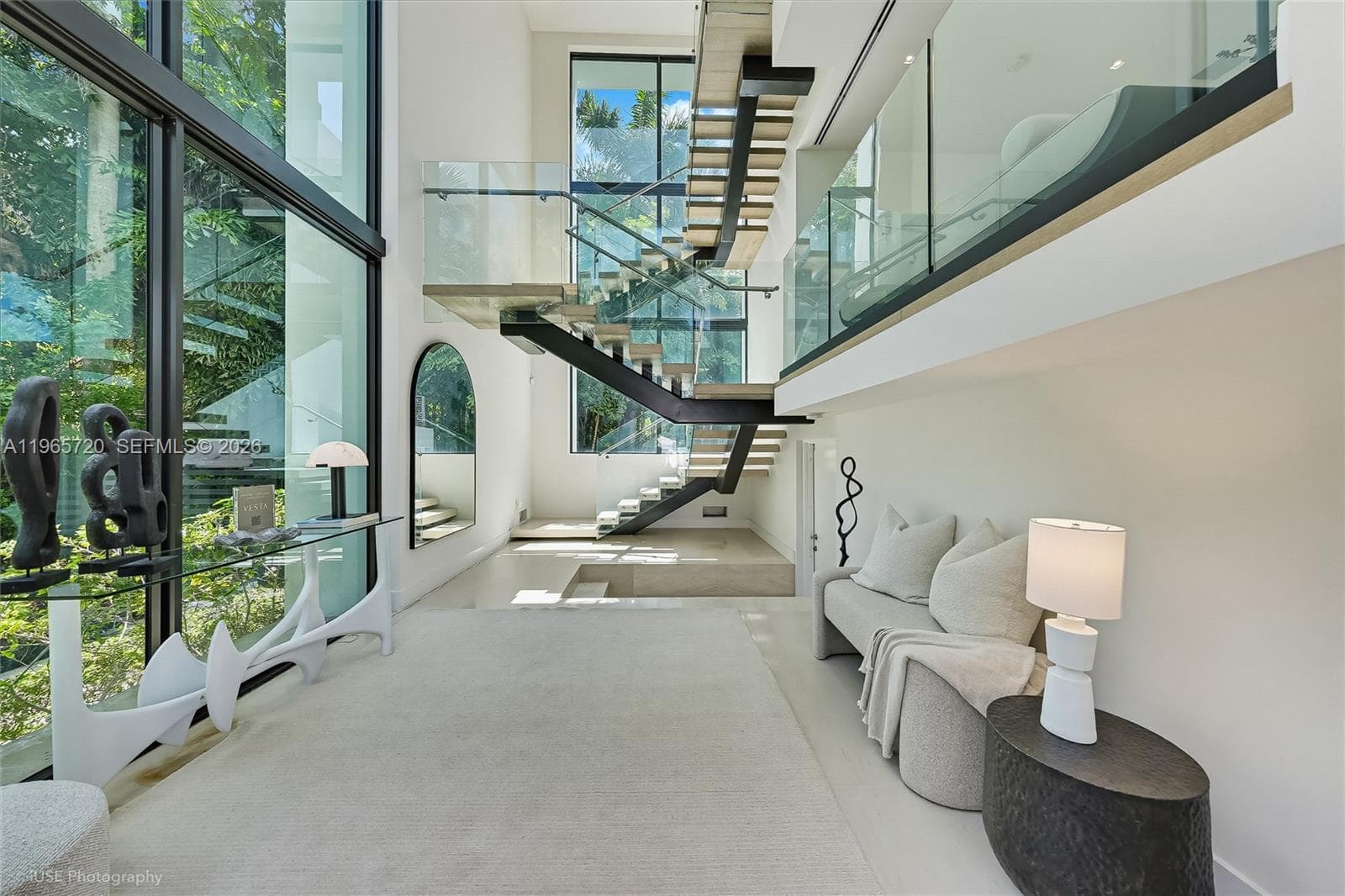 420 N Hibiscus Dr photo 4