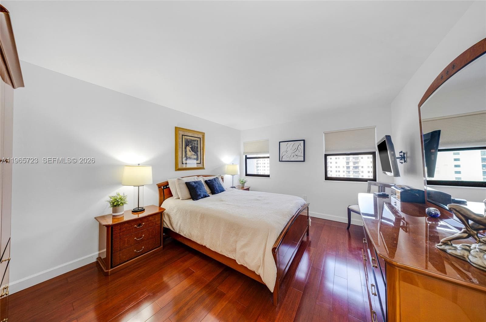 SUMMIT CONDO · #1903S in Hollywood - Photo 17