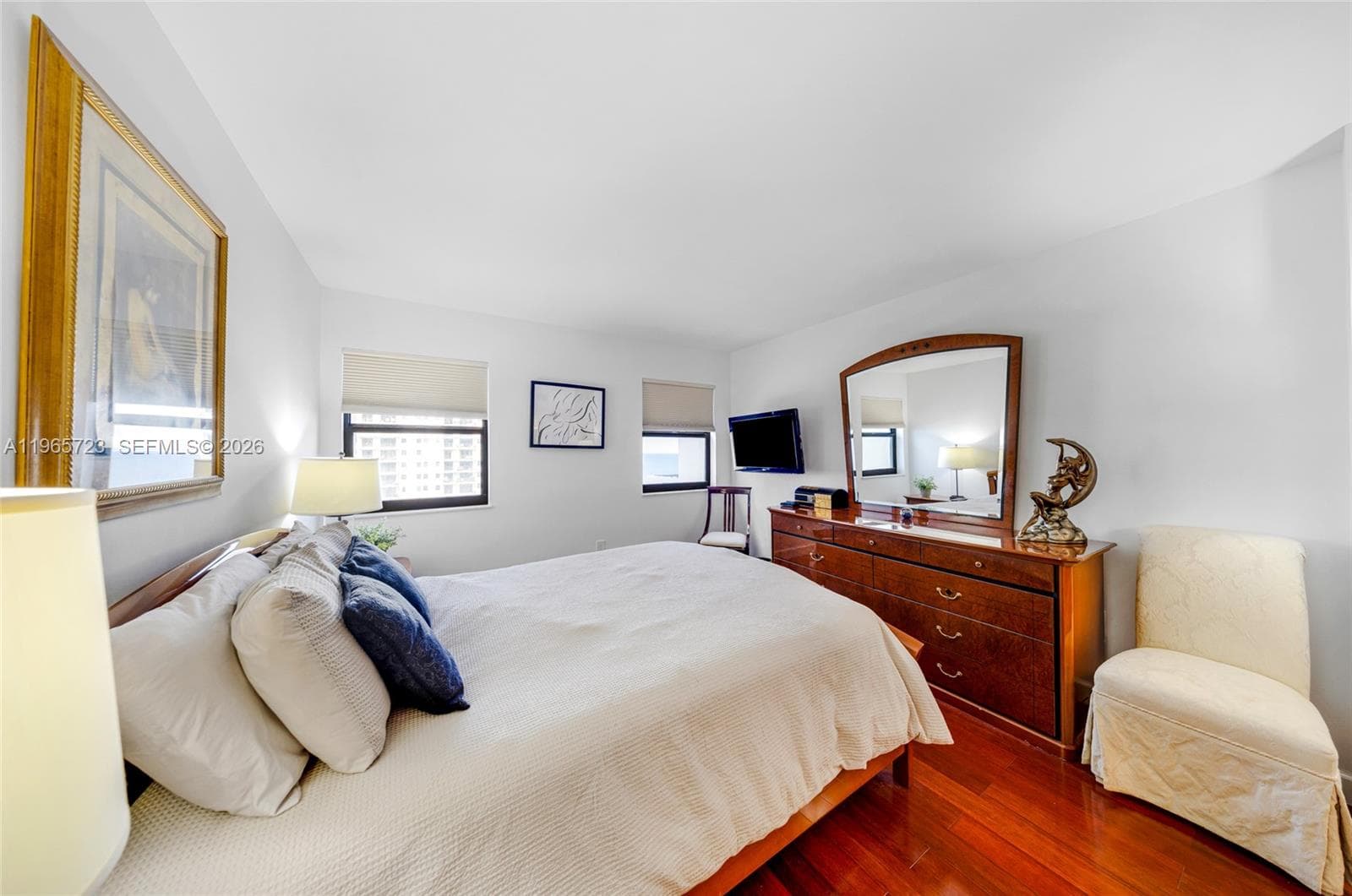 SUMMIT CONDO · #1903S in Hollywood - Photo 18