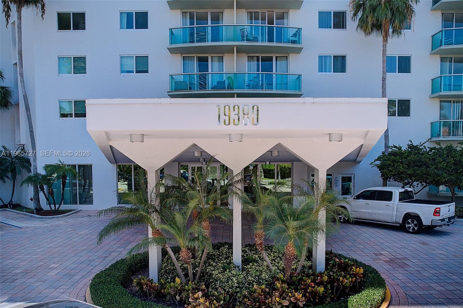 OCEANVIEW BUILDING B COND · #1002 in Sunny Isles Beach - Photo 42