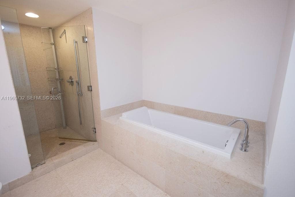 Icon Brickell I · #1715 in Miami - Photo 12