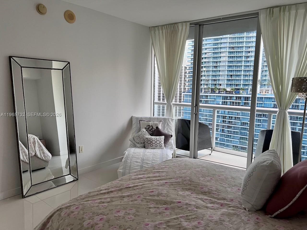 Icon Brickell I · #1715 in Miami - Photo 10