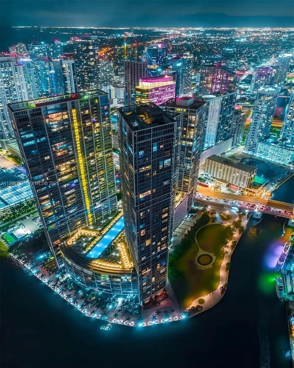 Icon Brickell I · #1715 in Miami - Photo 15