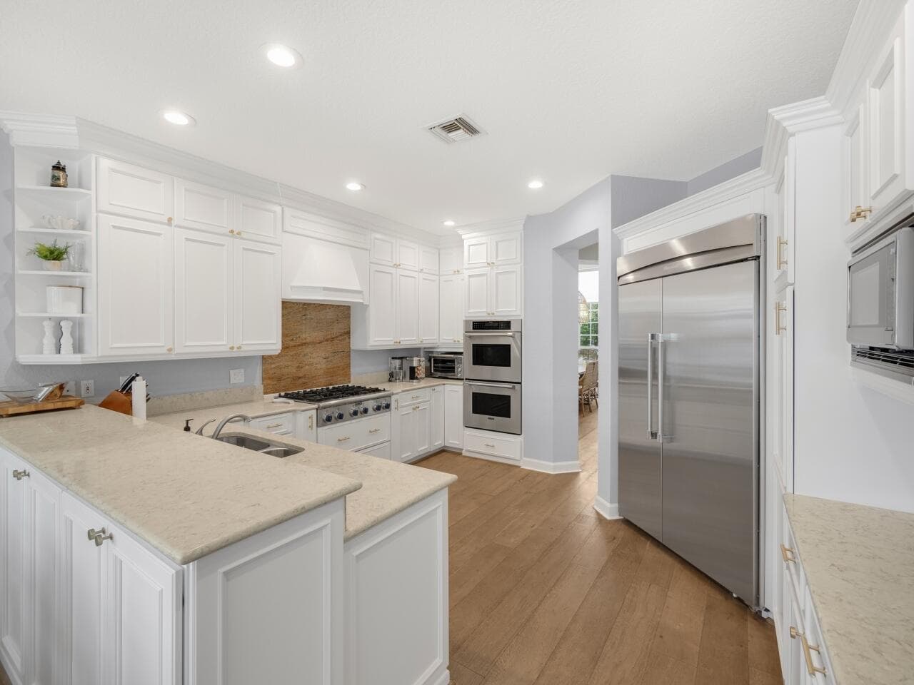 051