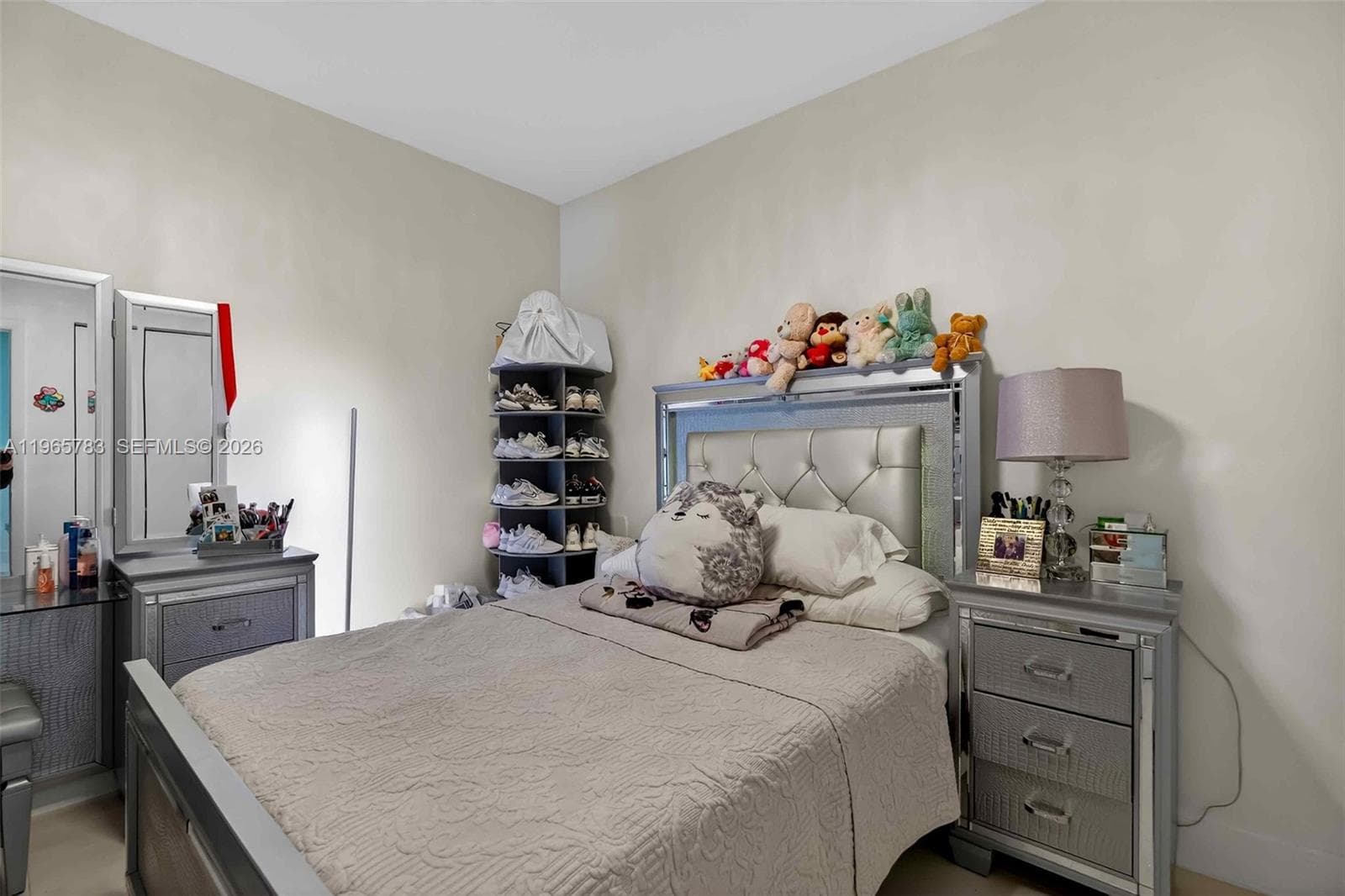 3rd bedroom - DEN