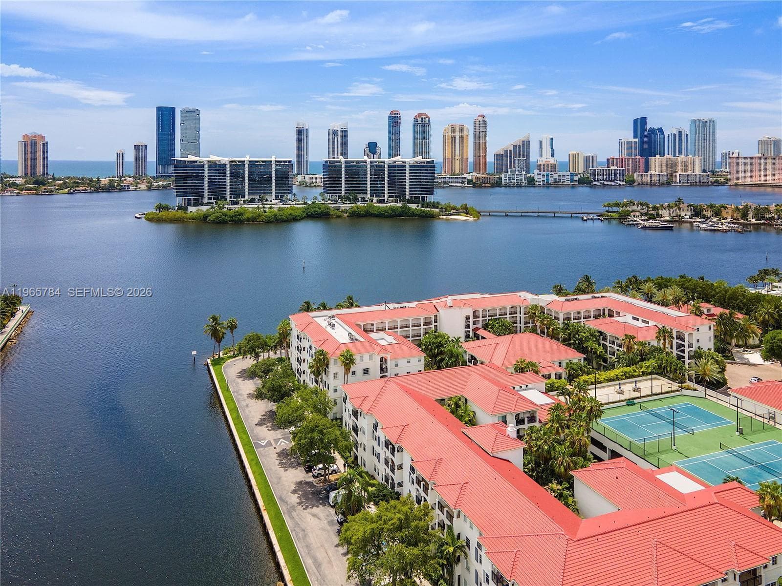 VILLAGE BY THE BAY CONDO · #5305 in Aventura - Photo 34