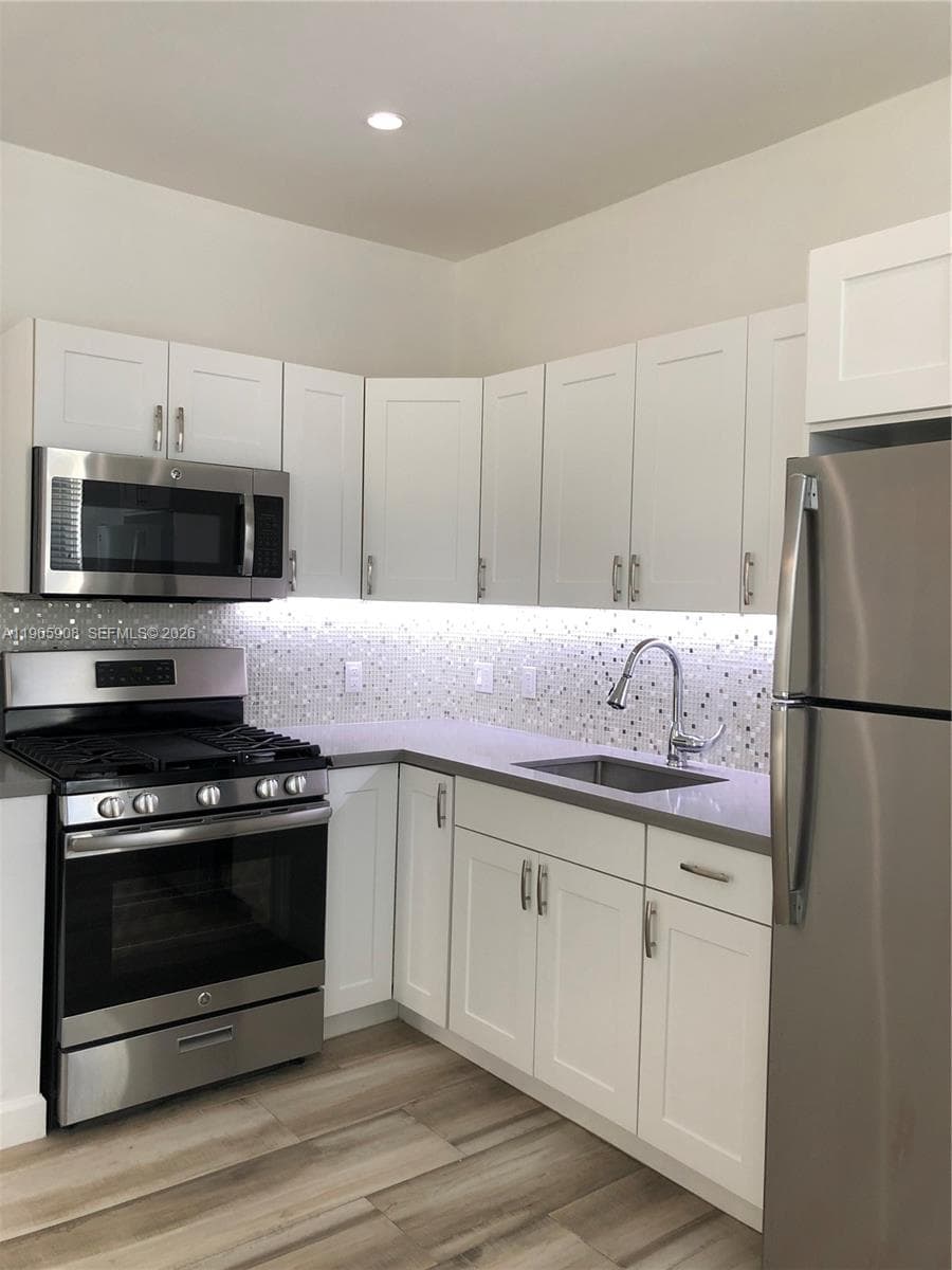 THE MICHIGAN CONDO · #28 in Miami Beach - Photo 1