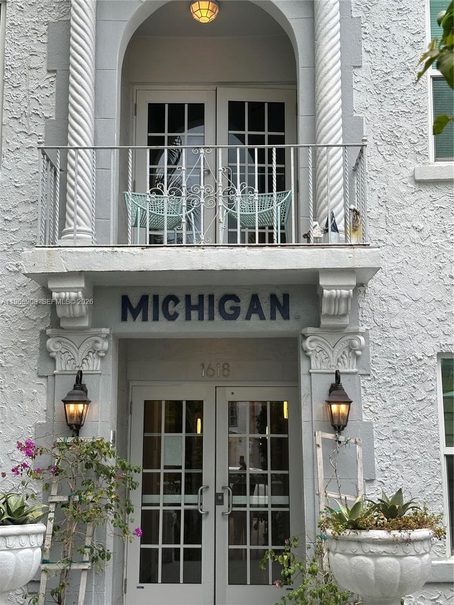 THE MICHIGAN CONDO · #28 in Miami Beach - Photo 18