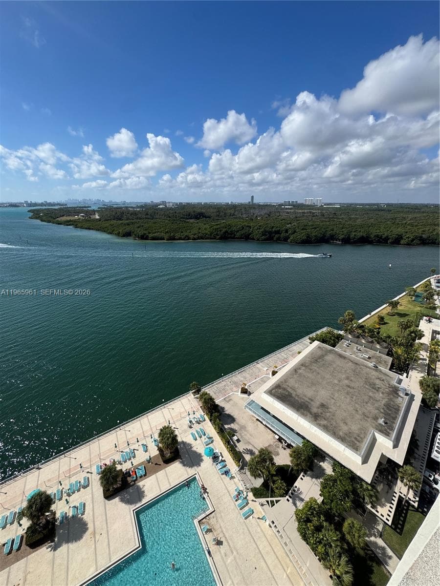 ARLEN HOUSE CONDO · #1908 in Sunny Isles Beach - Photo 3