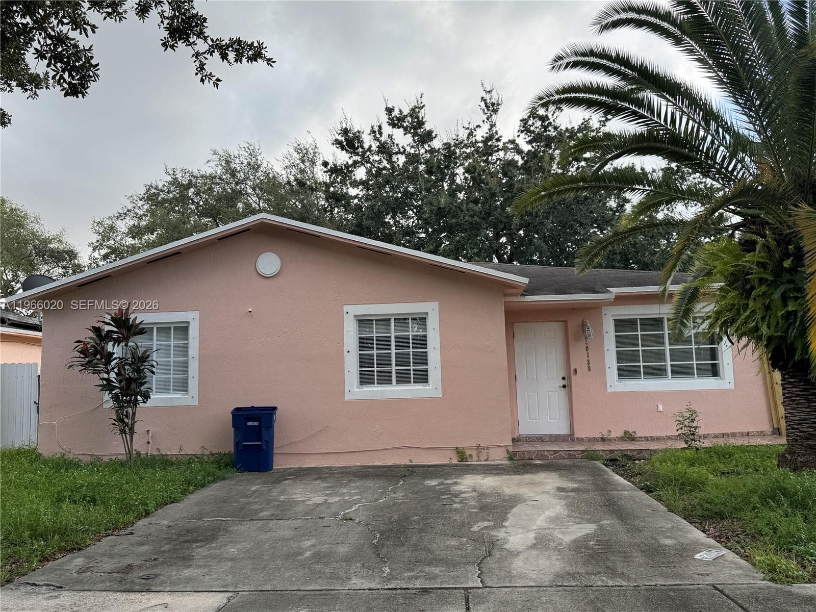 20138 NW 38th Pl photo 2