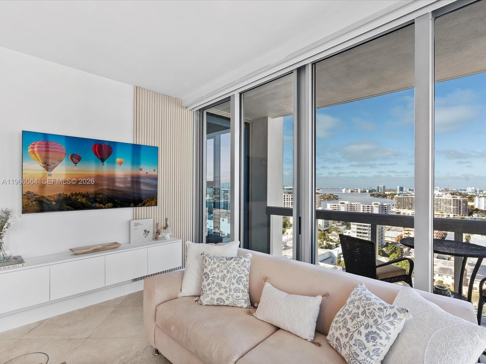 Carillon Miami Beach · #1704 in Miami Beach - Photo 3