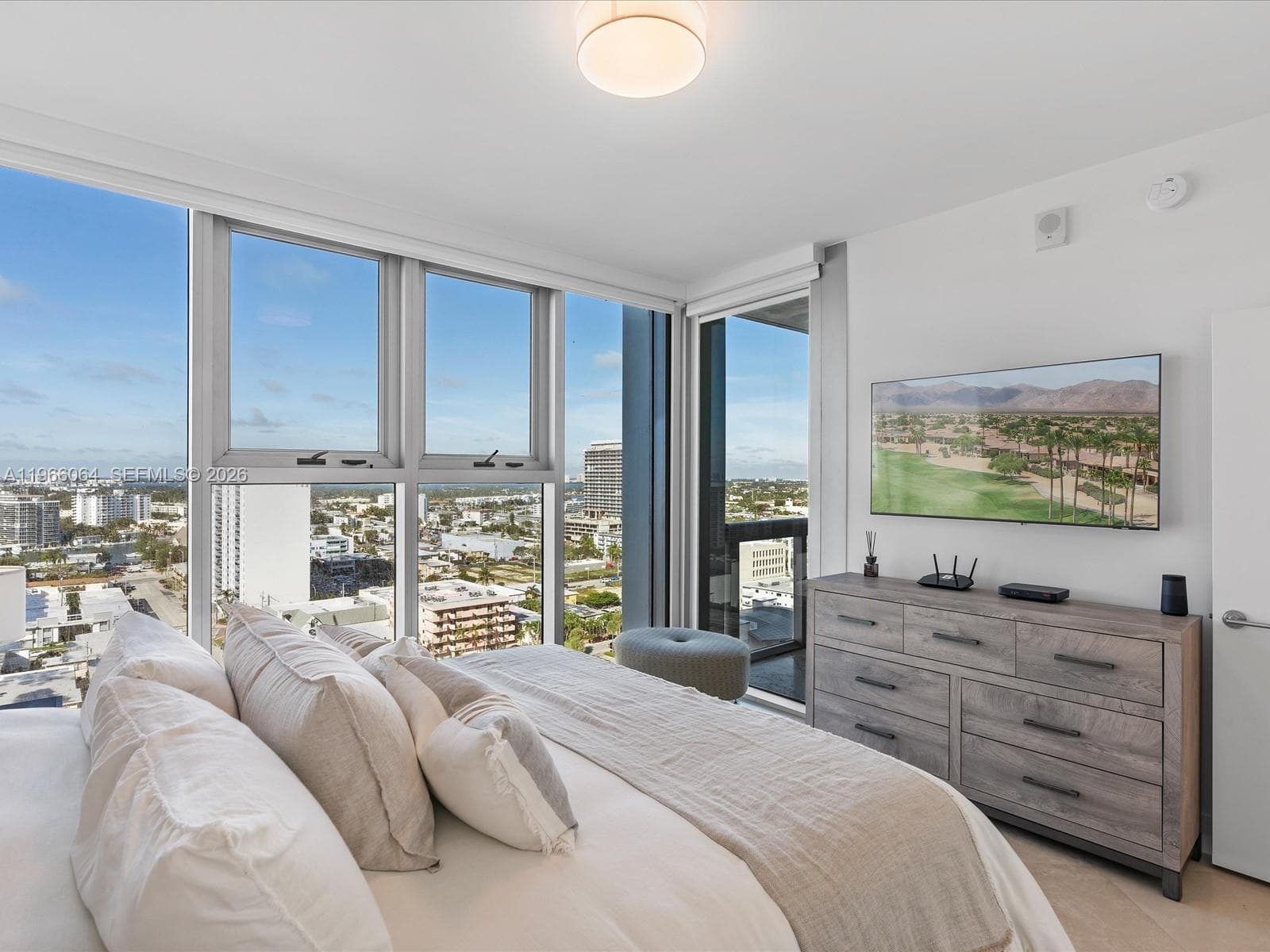 Carillon Miami Beach · #1704 in Miami Beach - Photo 19