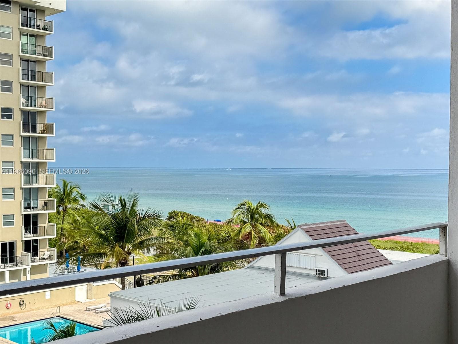 FOUR WINDS CONDO · #609 in Surfside - Photo 25