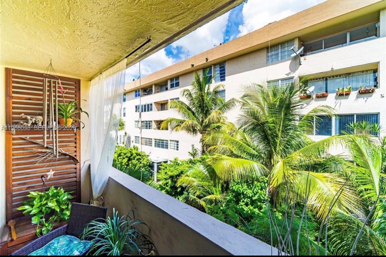 PINEBARK CONDO NO 1 · #303 in Miami - Photo 15
