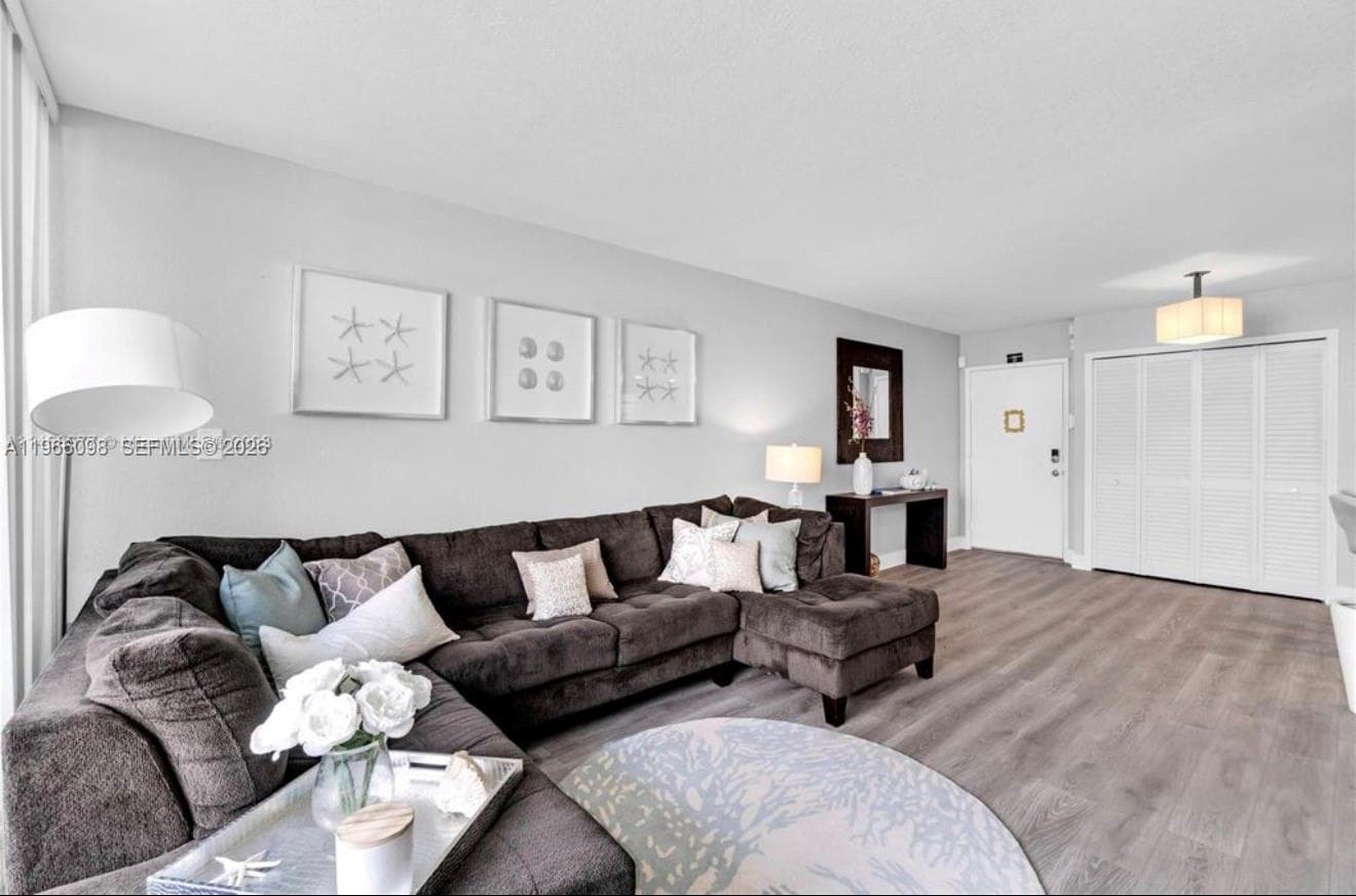 PINEBARK CONDO NO 1 · #303 in Miami - Photo 4