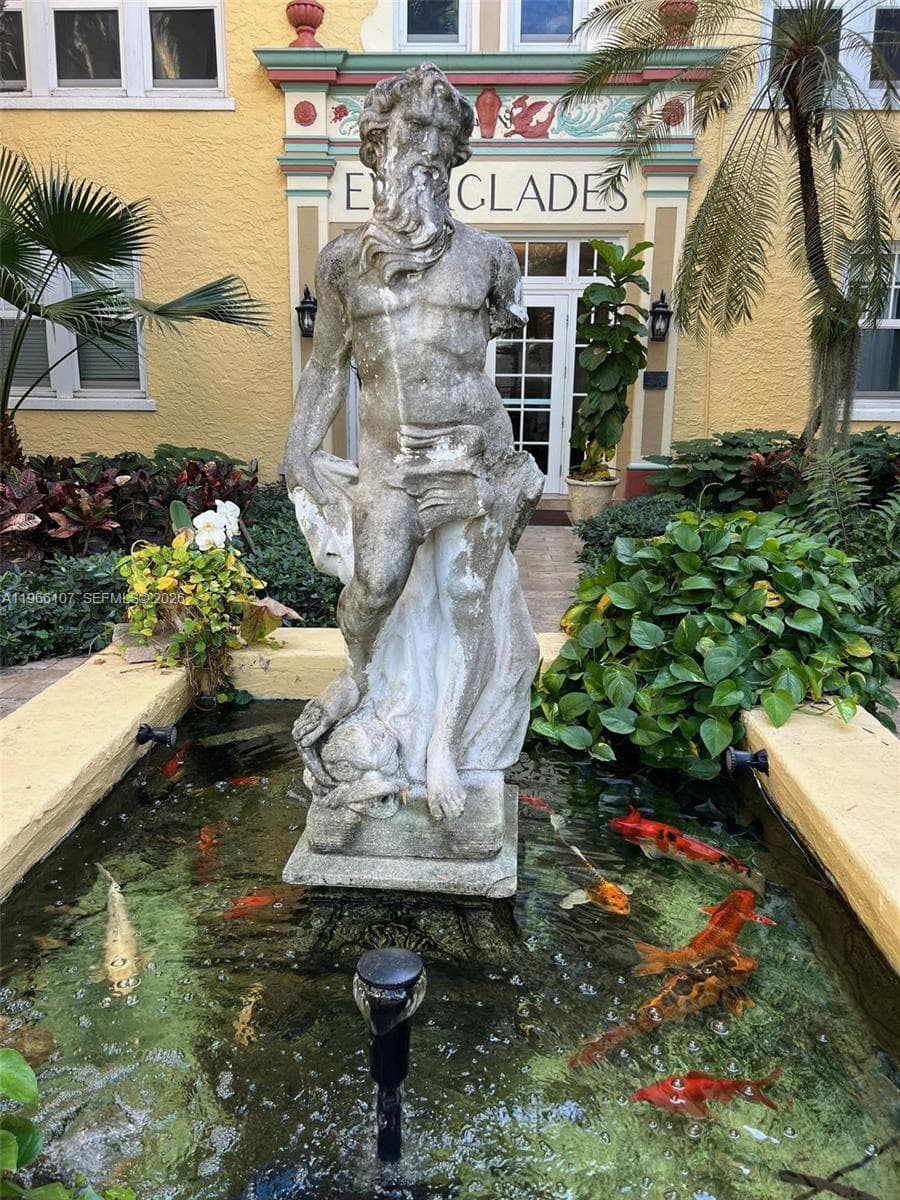 EVERGLADES EAST CONDO · #310 in Miami Beach - Photo 17