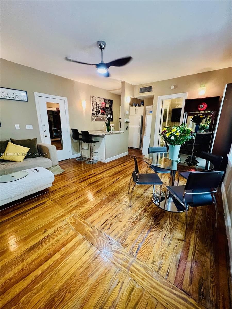 EVERGLADES EAST CONDO · #310 in Miami Beach - Photo 3