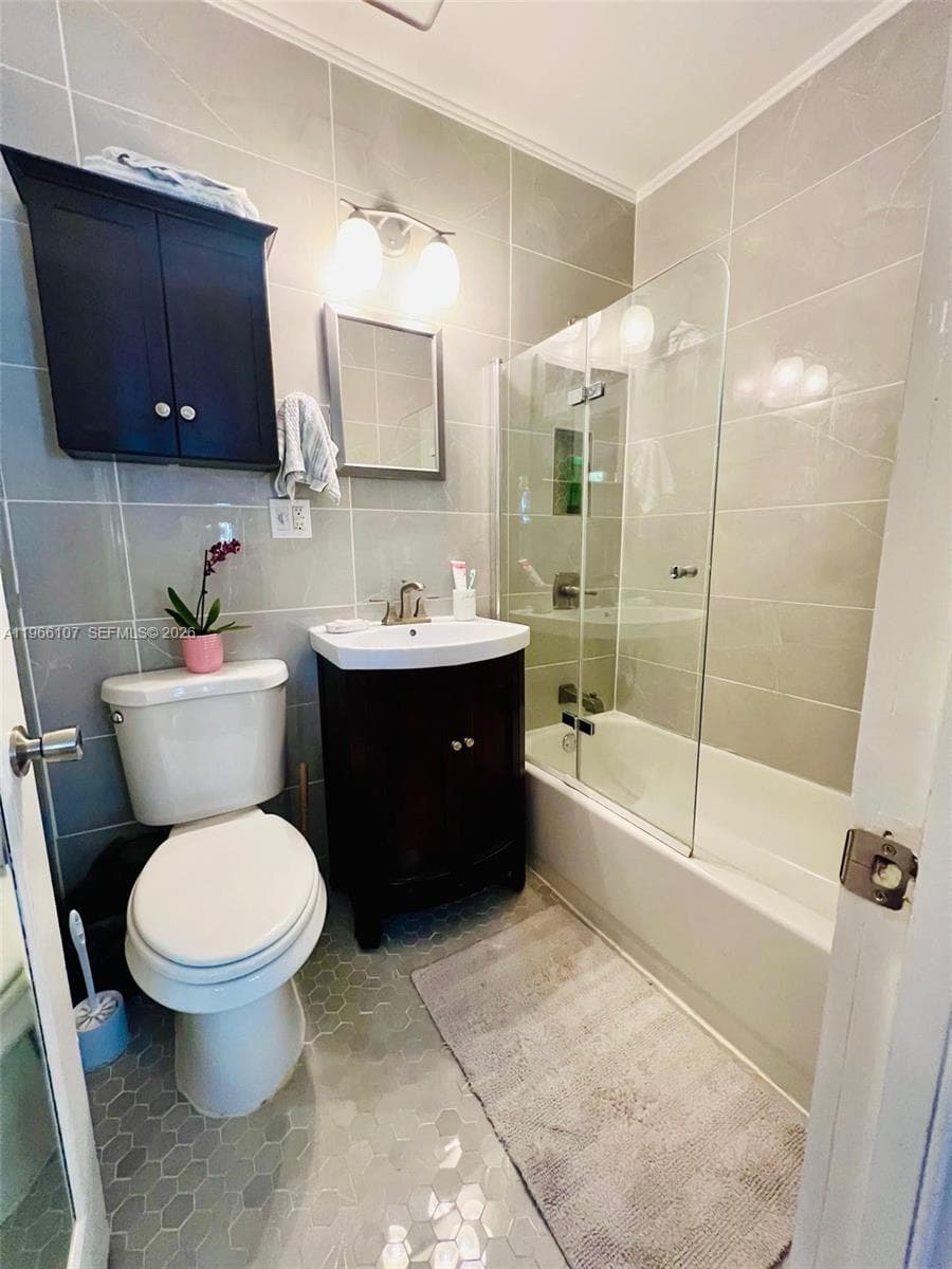 EVERGLADES EAST CONDO · #310 in Miami Beach - Photo 9