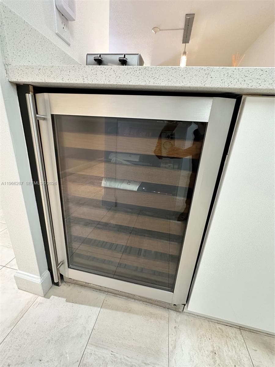 LEXCELLENCE CONDOMINIUM · #1003 in Miami Beach - Photo 6