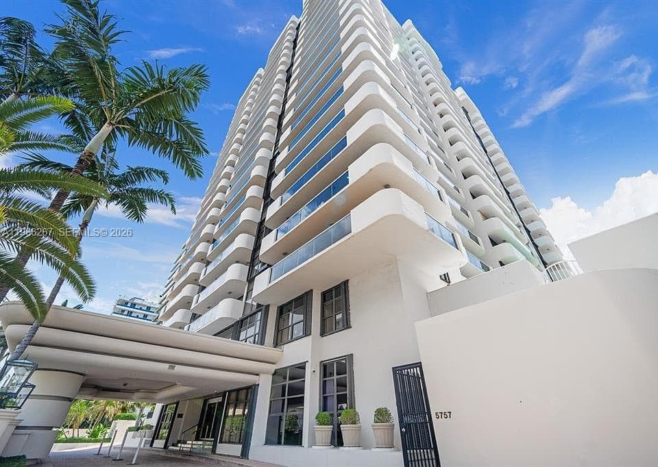 LEXCELLENCE CONDOMINIUM · #1003 in Miami Beach - Photo 34